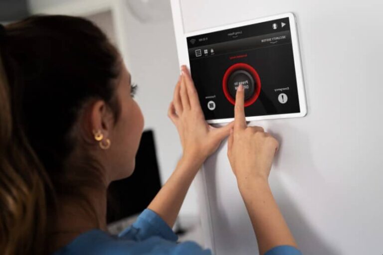 Alarmas para negocios en Valencia - Pantalla