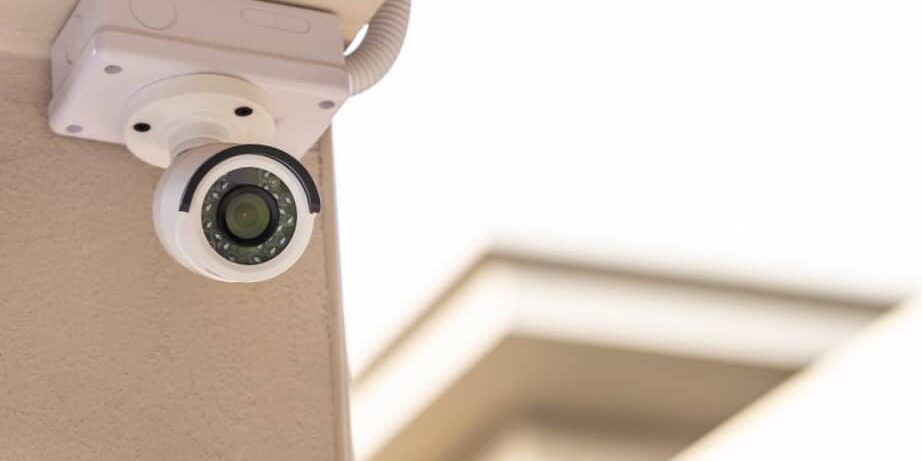 Cámaras de control de acceso en Valencia - Blanca