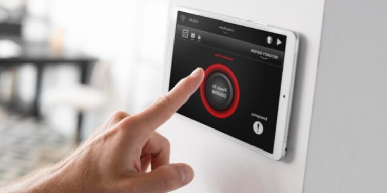 Sistemas de alarma para negocios en Valencia - Pantalla