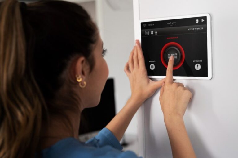 Sistemas de alarma en Valencia - Pantalla