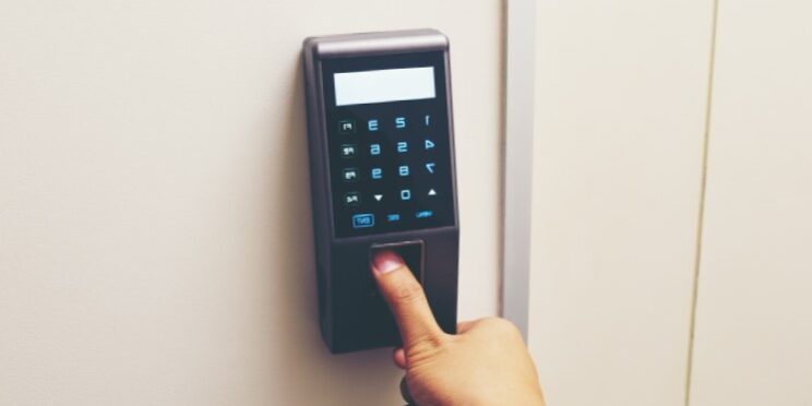 Sistema de control de acceso en Valencia - Botones