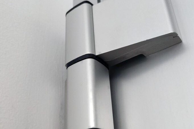 Sensores para puertas en Valencia - Metal