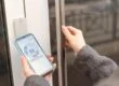 Instalación de cerraduras inteligentes en Valencia - Móvil