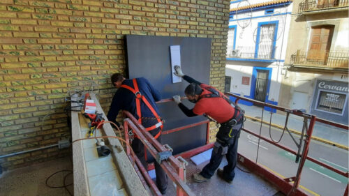 mejores-pantallas-LED-en-Valencia-montaje-exterior