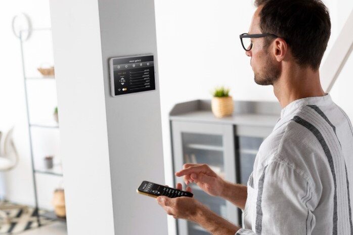 Empresas de domótica en Valencia - Hombre