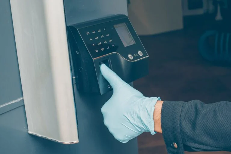 sistema de control de acceso en valencia - con biometrico